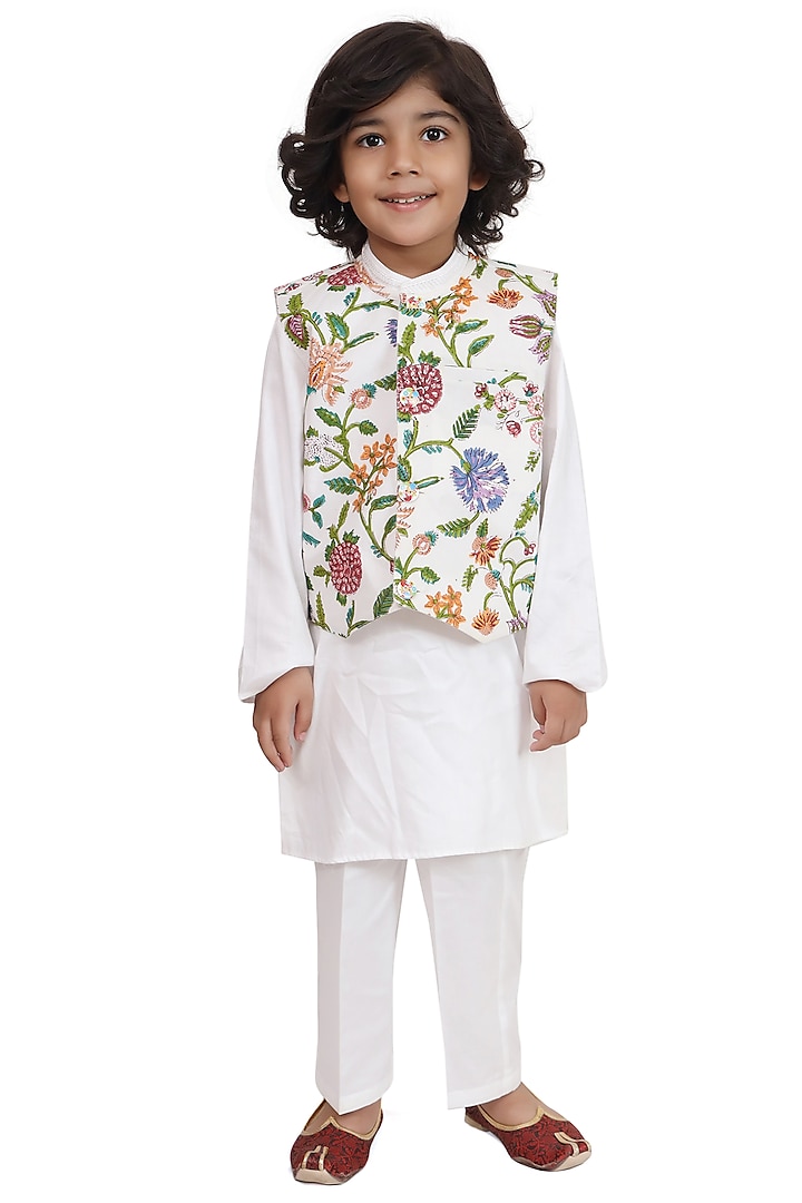 White Block Printed Nehru Jacket Set For Boys by MINIME ORGANICS