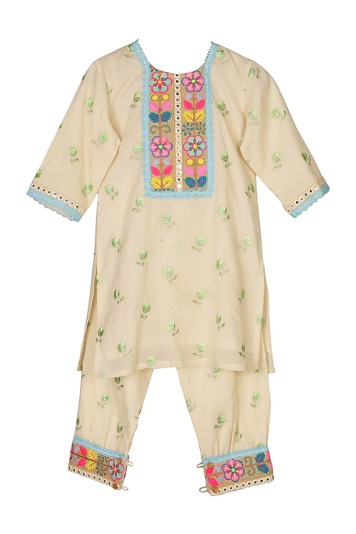 Cream Cotton Printed Kurta Set For Girls by MINIME ORGANICS at Pernia's Pop Up Shop
