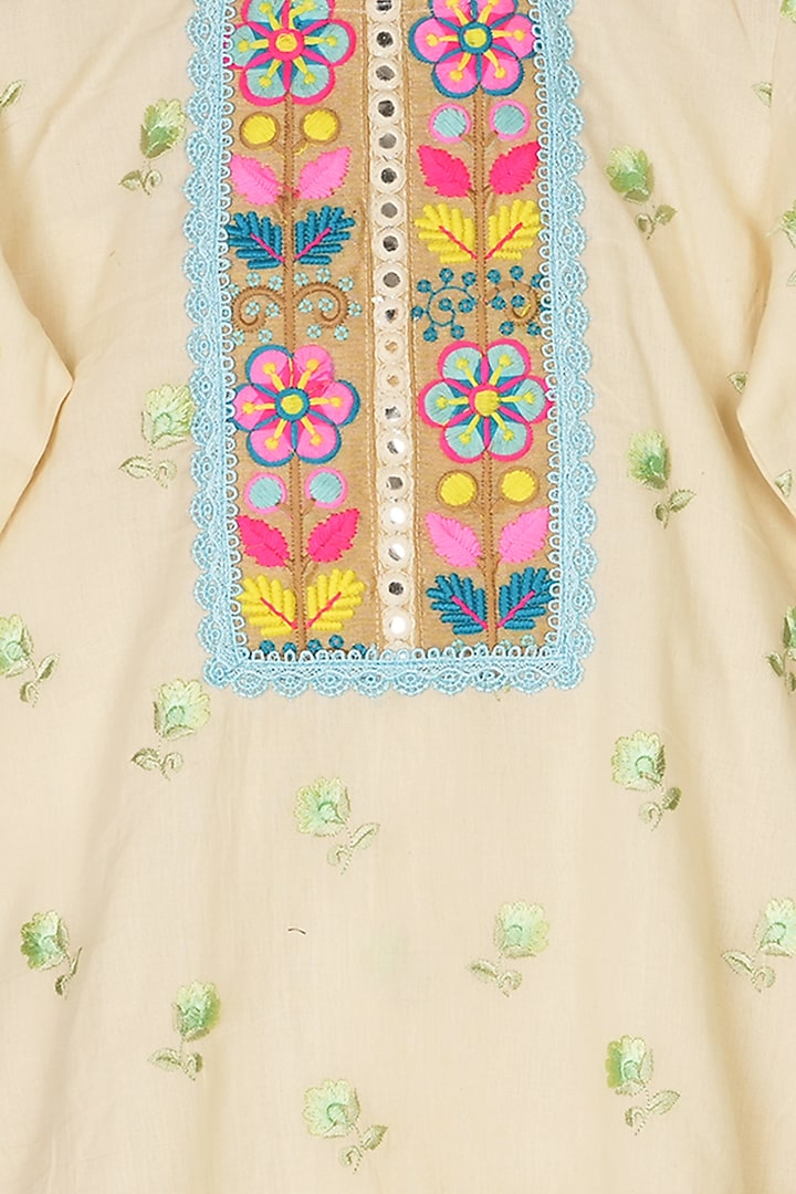 Cream Cotton Printed Kurta Set For Girls by MINIME ORGANICS at Pernia's Pop Up Shop