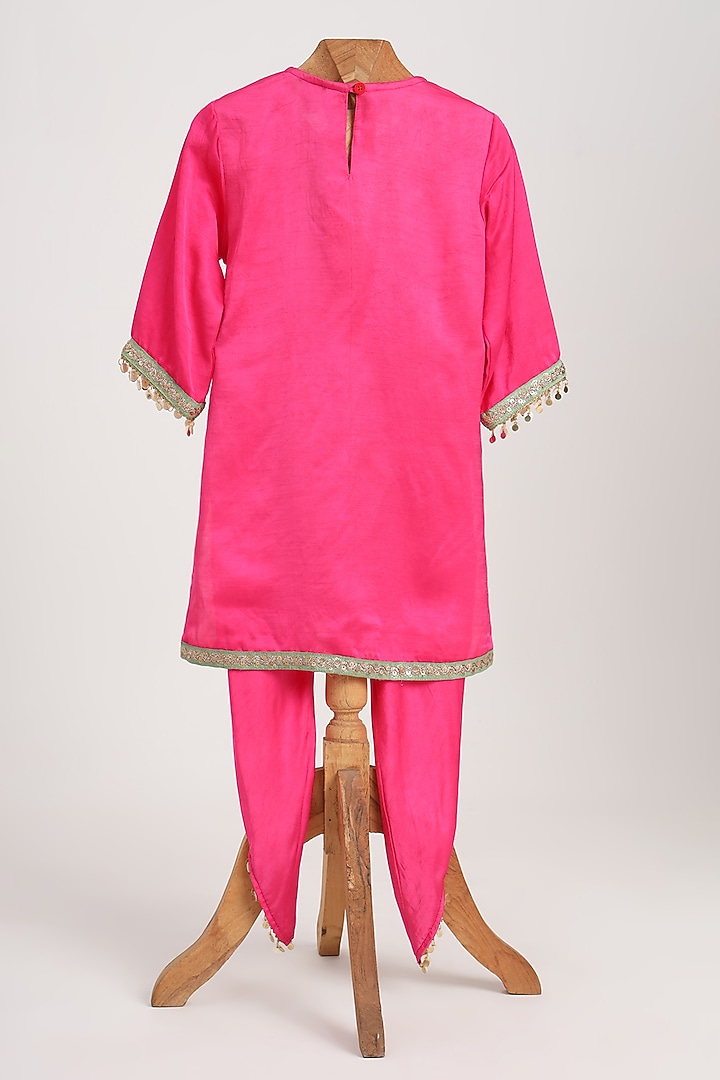 Pink Flat Raw Silk Kurta Set For Girls by MINIME ORGANICS at Pernia's Pop Up Shop