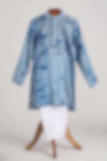 Blue Cotton Lurex Printed Kurta Set For Boys by MINIME ORGANICS at Pernia's Pop Up Shop