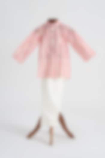 Pink Cotton Kurta Set For Boys by MINIME ORGANICS at Pernia's Pop Up Shop