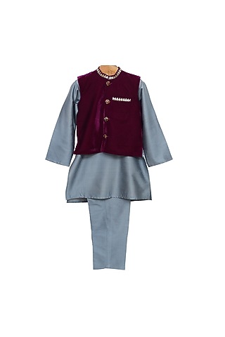 Grey Cotton Silk Kurta Set With Bundi Jacket For Boys by MINIME ORGANICS