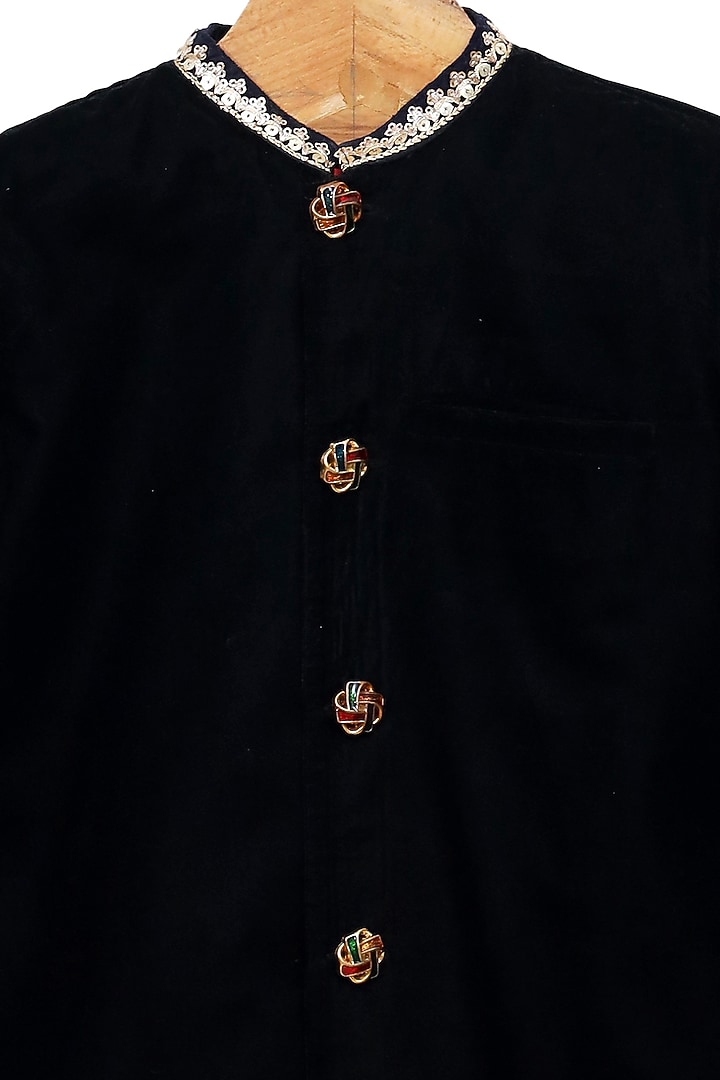 Black Embroidered Sherwani Set For Boys by MINIME ORGANICS at Pernia's Pop Up Shop