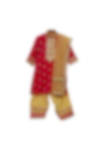 Red Embroidered Kurta Set For Girls by MINIME ORGANICS