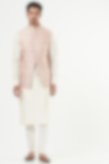 Ivory Cotton Silk Kurta Set With Jawahar Jacket by Mint Blush Men