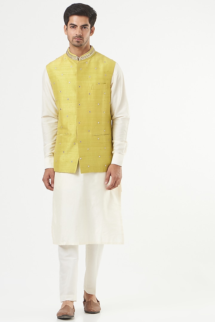 Ivory Kurta Set With Embroidered Jawahar Jacket by Mint Blush Men