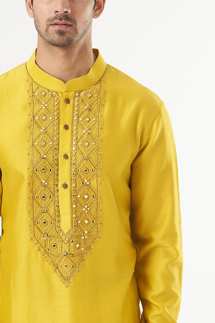 Mustard Embroidered Kurta Set by Mint Blush Men at Pernia's Pop Up Shop