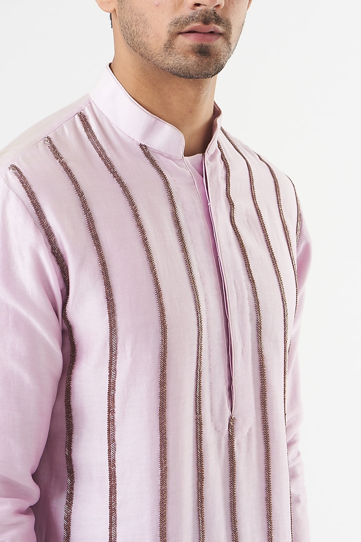 Lilac Kurta Set With Embroidery by Mint Blush Men at Pernia's Pop Up Shop