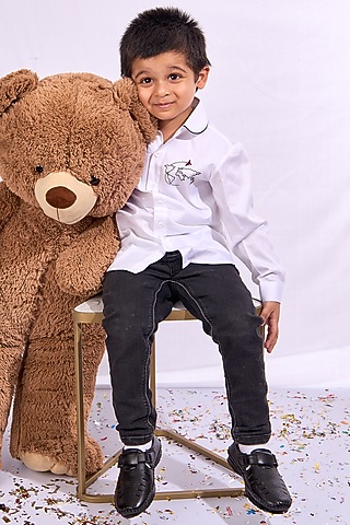 White Cotton Hand Embroidered Shirt For Boys by Mini N More
