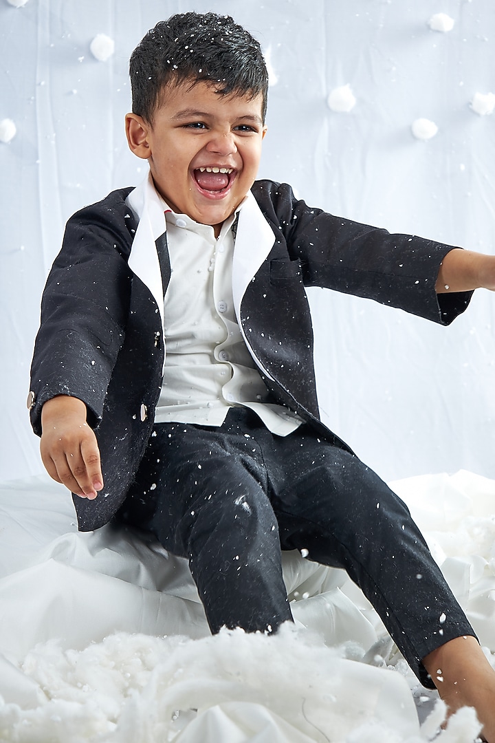 Black Cotton Silk Blend Blazer Set For Boys by Mini N More at Pernia's Pop Up Shop