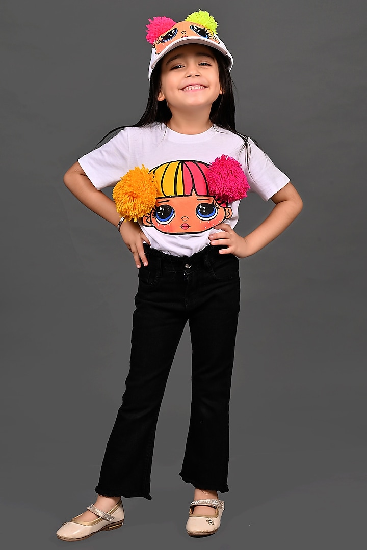 White Cotton Hand Painted T-Shirt For Girls by MISS NAKHREBAAZ