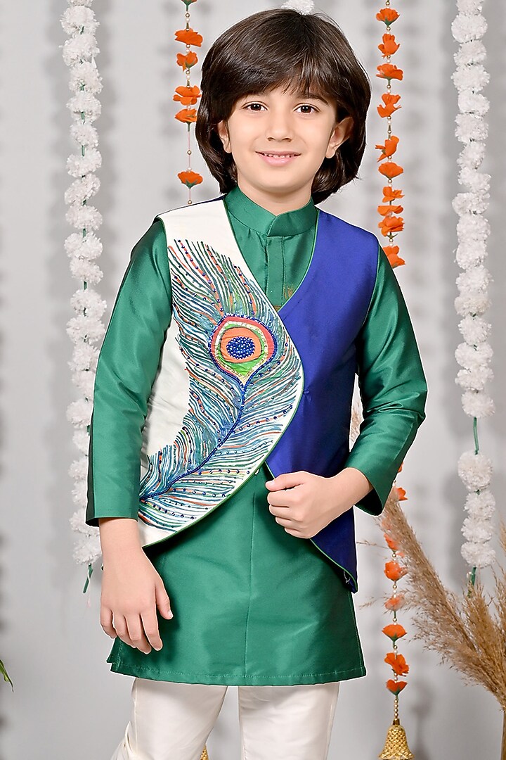 Green Silk Motifs Hand Embroidered Kurta Set For Boys by MISS NAKHREBAAZ at Pernia's Pop Up Shop
