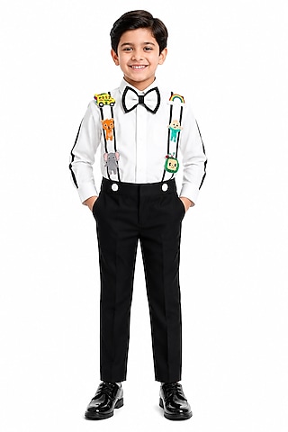 White Cotton Cartoon Patch Pant Set For Boys by MISS NAKHREBAAZ