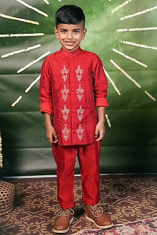 Red Handloom Cotton Silk Machine Embroidered Kurta Set For Boys by Mirali