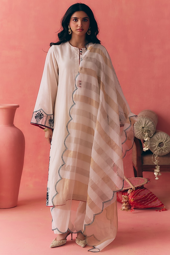 Ivory Pure Silk Chanderi Thread Embroidered Kurta Set by MIRASA at Pernia's Pop Up Shop