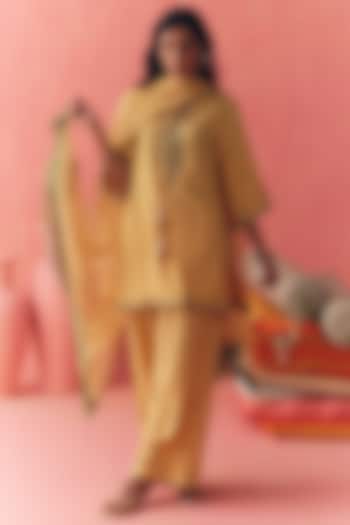 Yellow Pure Rayon Cotton Zari Embroidered Kurta Set by MIRASA at Pernia's Pop Up Shop