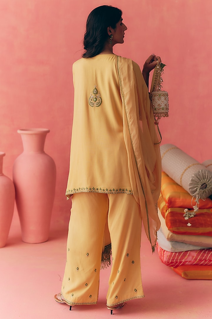 Yellow Pure Rayon Cotton Zari Embroidered Kurta Set by MIRASA at Pernia's Pop Up Shop