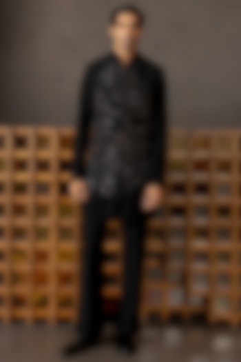 Black Crepe Embroidered Bundi Jacket Set by Mishru Men at Pernia's Pop Up Shop