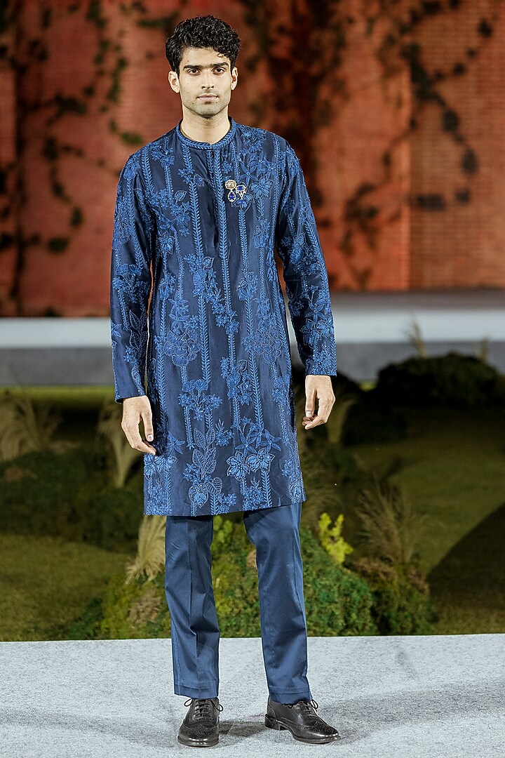 Navy Blue Chanderi Kurta Set by Mishru Men at Pernia's Pop Up Shop