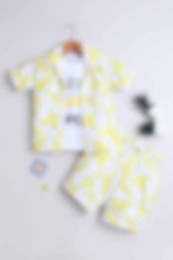 Yellow Cotton Blend Printed Co-ord Set For Boys by Ministitch