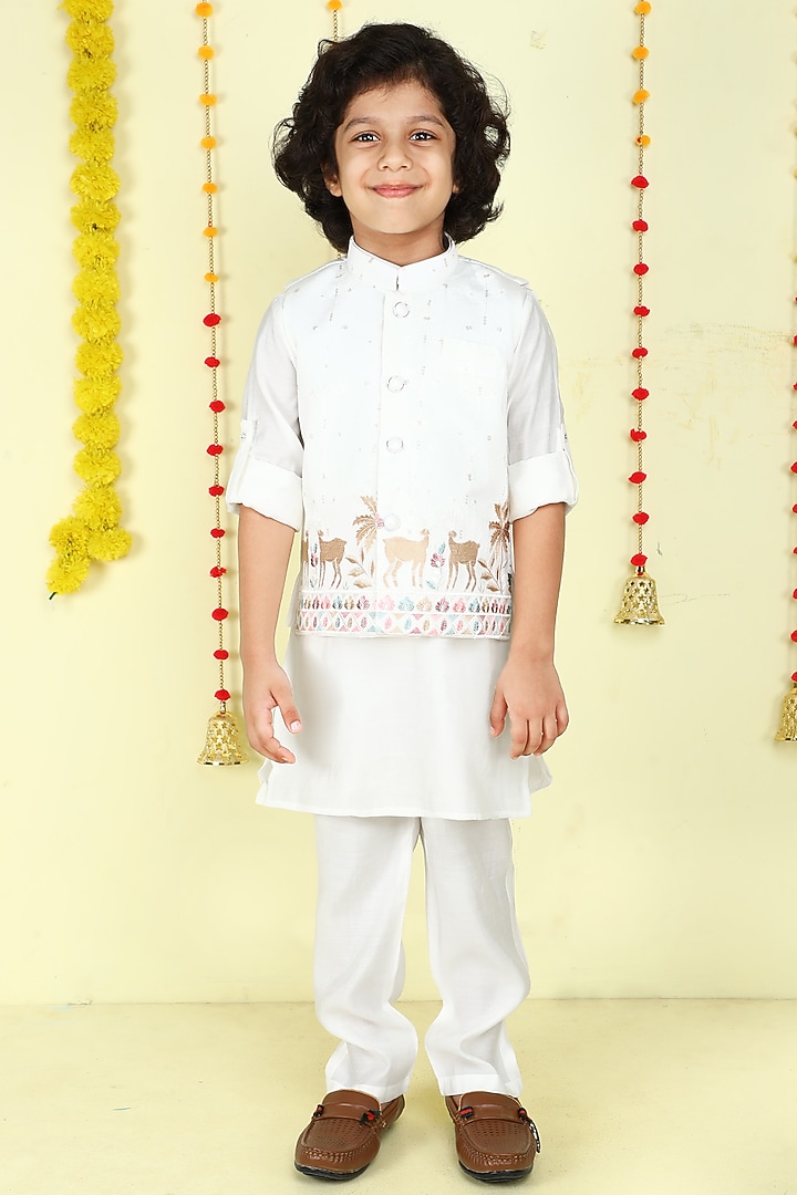 White Cotton Silk Embroidered Jacket Set For Boys by Ministitch at Pernia's Pop Up Shop