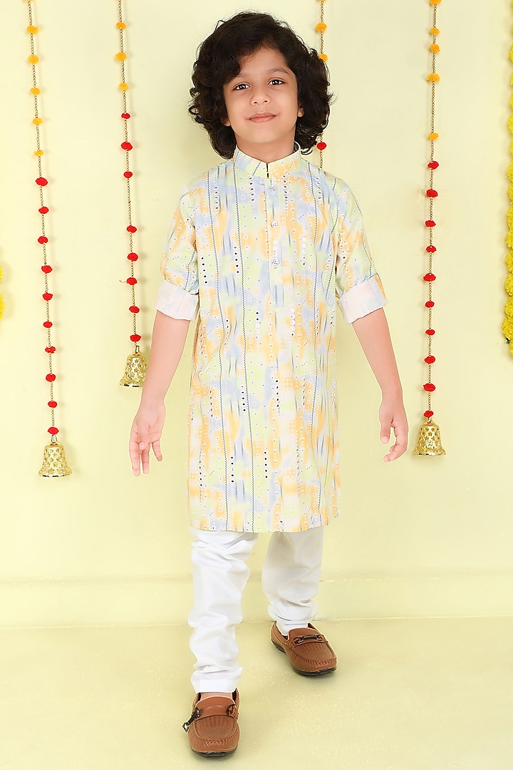 Green Cotton Silk Floral Printed Tie-Dye kurta Set For Boys by Ministitch at Pernia's Pop Up Shop