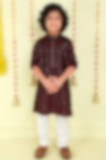 Wine Cotton Silk Foil Printed Kurta Set For Boys by Ministitch at Pernia's Pop Up Shop