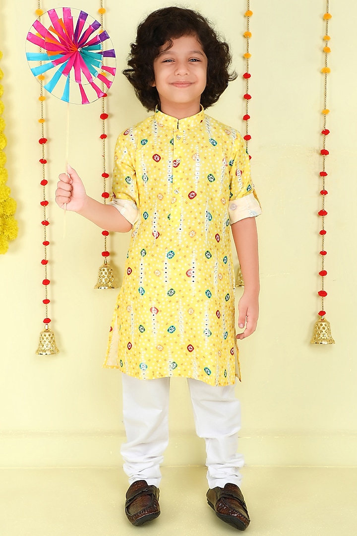 Yellow Cotton Silk Bandhani Printed Kurta Set For Boys by Ministitch at Pernia's Pop Up Shop