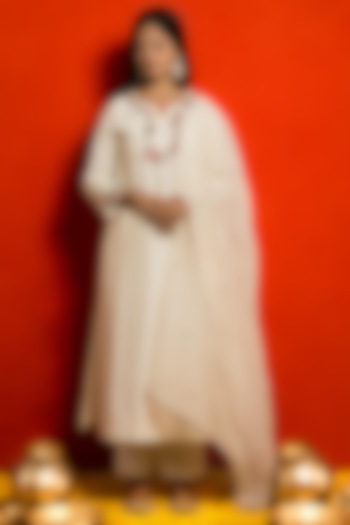 Ivory Pure Silk Chanderi Thread Embroidered Kurta Set by MITHI SUPARI at Pernia's Pop Up Shop