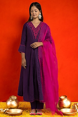 Purple Pure Malai Chanderi Resham Embroidered Paneled Kurta Set by MITHI SUPARI