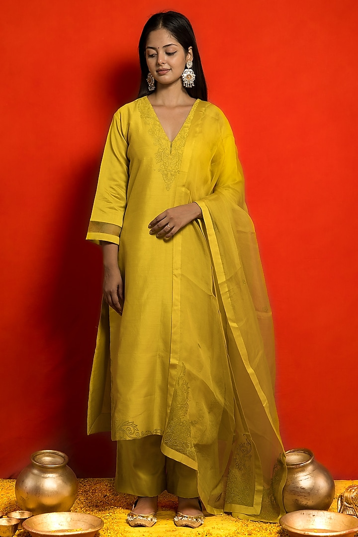 Lime Pure Silk Chanderi Resham & Thread Embroidered Kurta Set by MITHI SUPARI