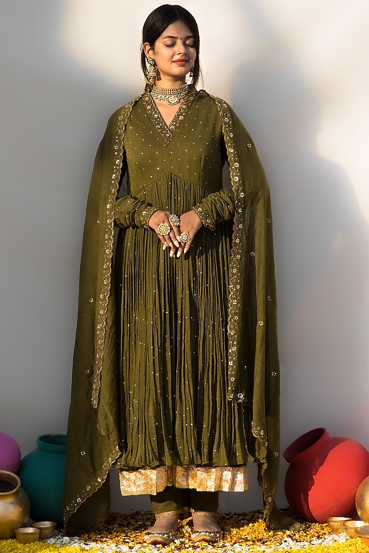 Olive Green Mul Chanderi Embellished Anarkali Set by MITHI SUPARI