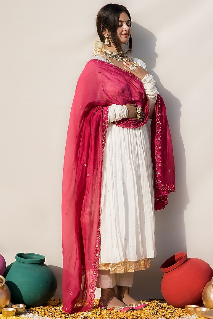 Ivory Mul Chanderi Embroidered Angrakha Kurta by MITHI SUPARI at Pernia's Pop Up Shop
