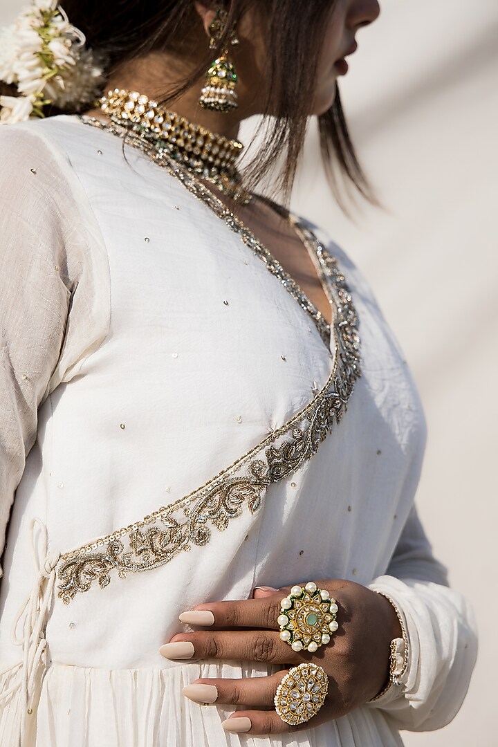 Ivory Mul Chanderi Embroidered Angrakha Kurta by MITHI SUPARI at Pernia's Pop Up Shop