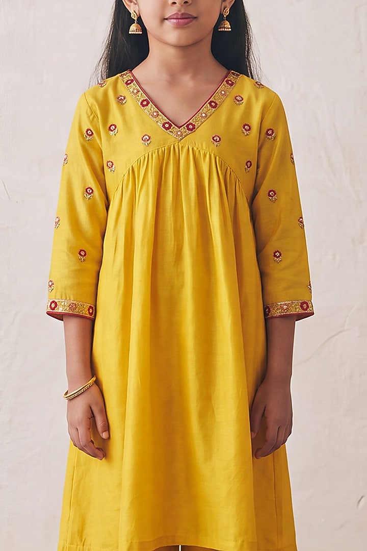 Sunshine Yellow Chanderi Cutdana & Bead Embroidered Co-Ord Set For Girls by Rashika Mittal Kids at Pernia's Pop Up Shop