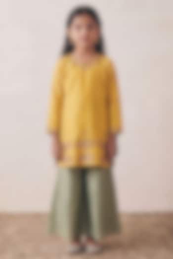 Yellow Tissue Silk Zardozi Embroidered Sharara Set For Girls by Rashika Mittal Kids at Pernia's Pop Up Shop