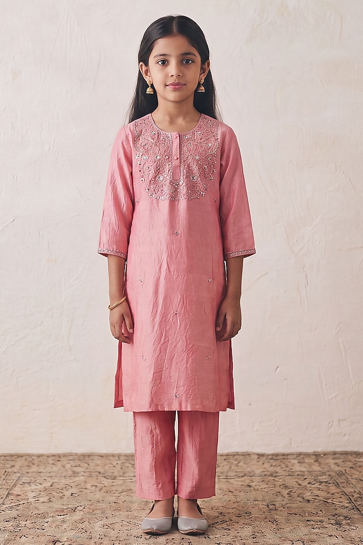 Soft Pink Silk Zardozi Embroidered Kurta Set For Girls by Rashika Mittal Kids at Pernia's Pop Up Shop