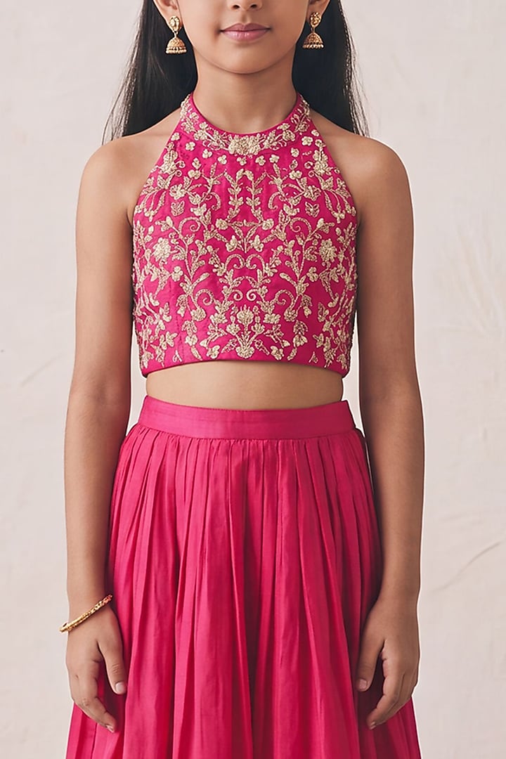 Rani Pink Silk Lehenga Set For Girls by Rashika Mittal Kids at Pernia's Pop Up Shop