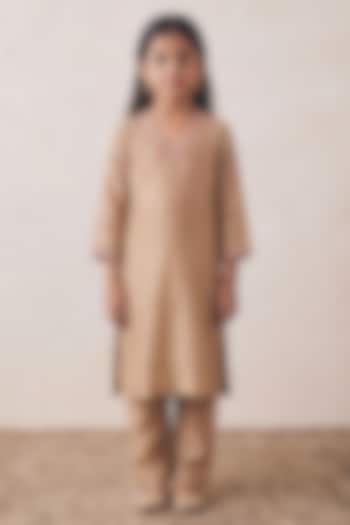 Camel Beige Silk Zari Embroidered Kurta Set For Girls by Rashika Mittal Kids at Pernia's Pop Up Shop