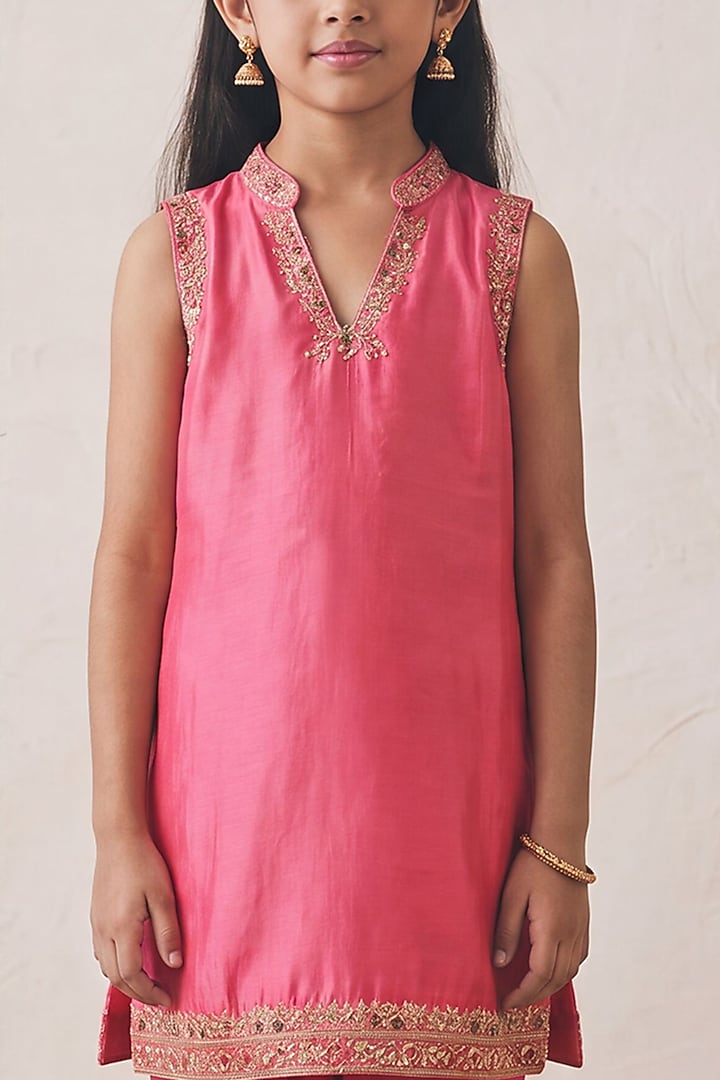 Rose Pink Silk Sequin Embroidered Kurta Set For Girls by Rashika Mittal Kids at Pernia's Pop Up Shop