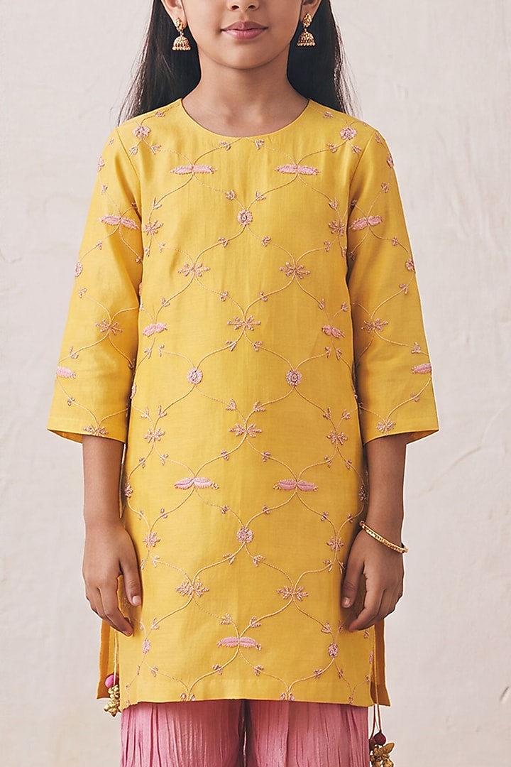 Pink Chanderi Sharara Set For Girls by Rashika Mittal Kids at Pernia's Pop Up Shop