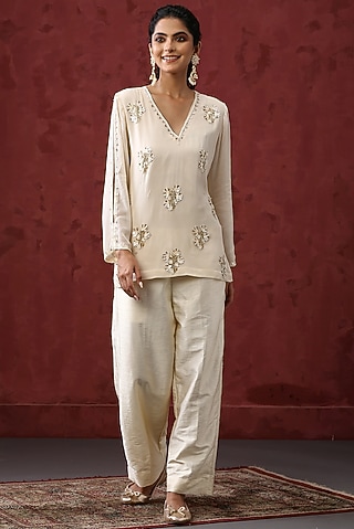 Ivory Silk Trouser Set by MINAKI WOMANZ