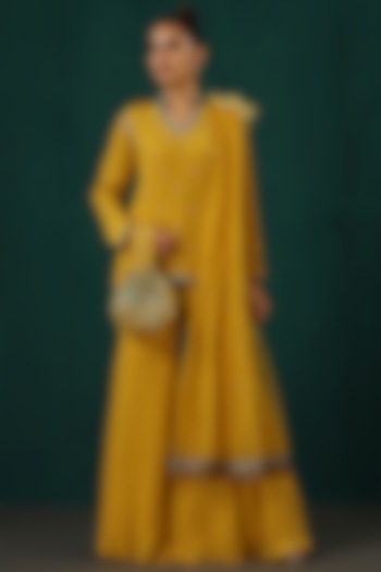 Yellow Crepe & Organza Sharara Set by MINAKI WOMANZ at Pernia's Pop Up Shop