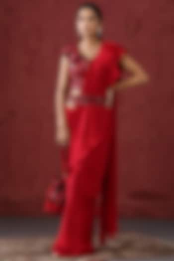 Red Georgette Pre-Stitched Saree Set by MINAKI WOMANZ