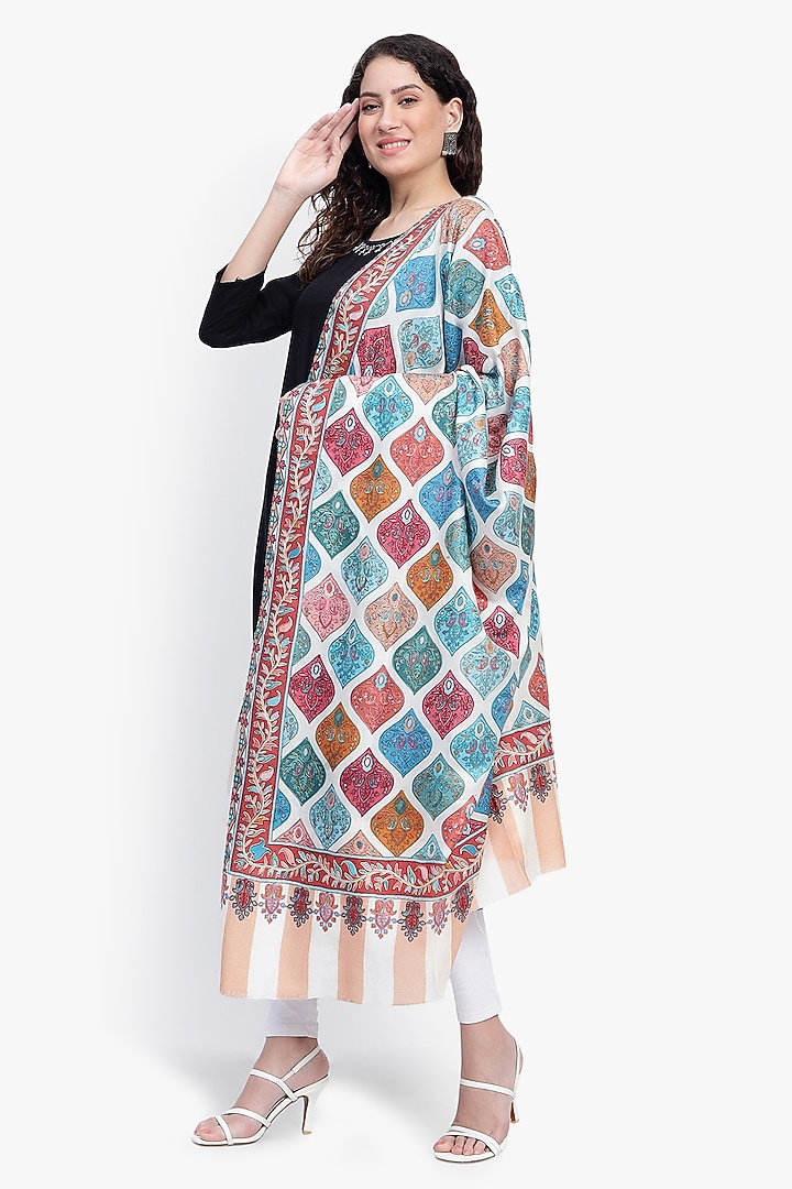 Cream Fine Wool Kalamkari Shawl by Mizash at Pernia's Pop Up Shop