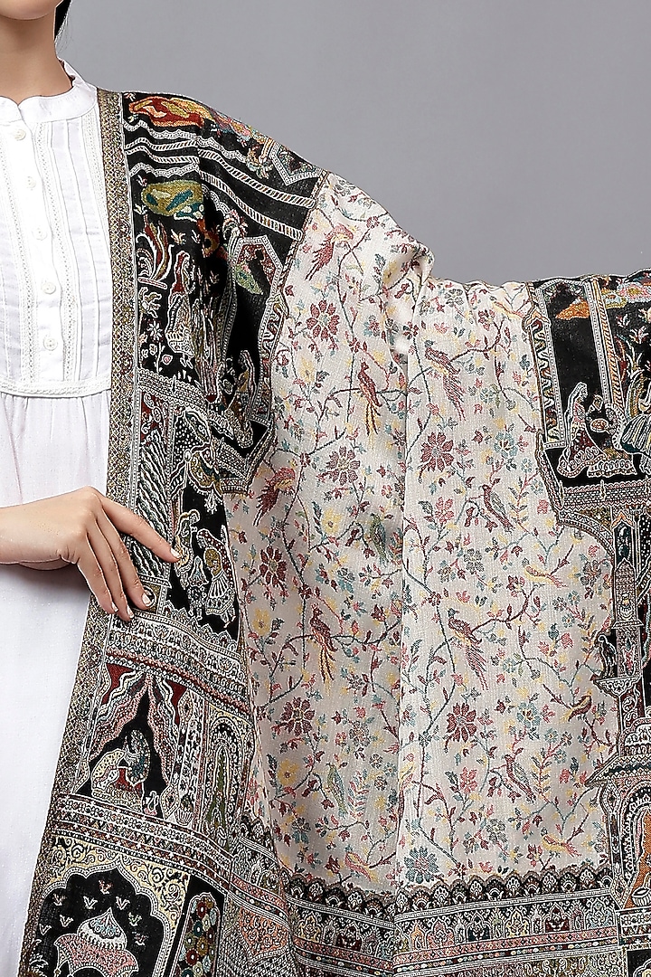 White Fine Wool Mughal Jaal Kani Shawl by Mizash at Pernia's Pop Up Shop