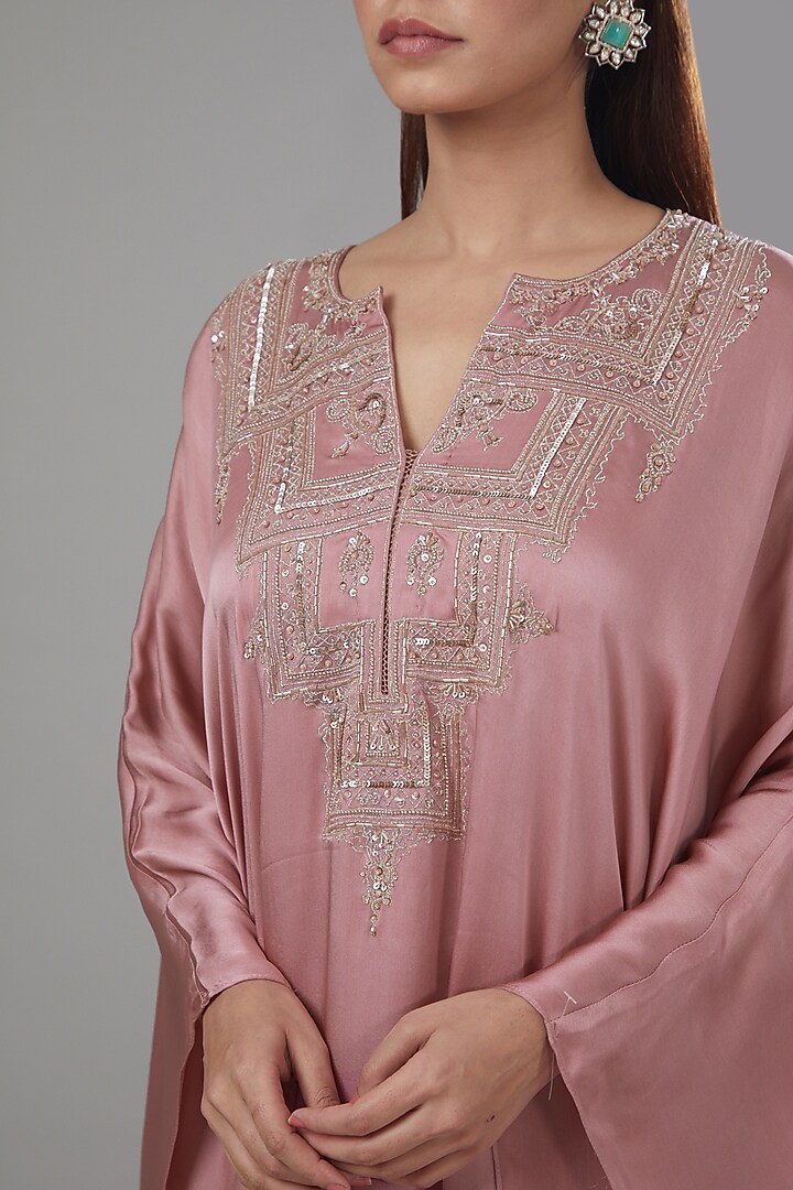 Mauve Satin Georgette Embroidered Kaftan Set by Megha & Jigar at Pernia's Pop Up Shop