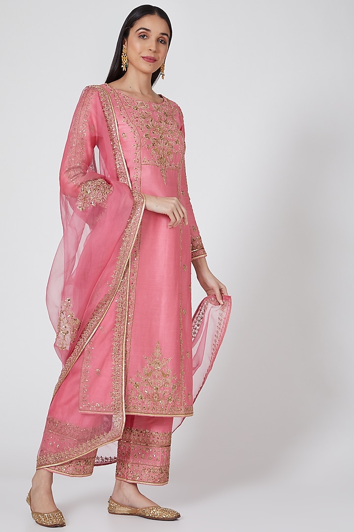 Pink Embroidered Kurta Set by Megha & Jigar