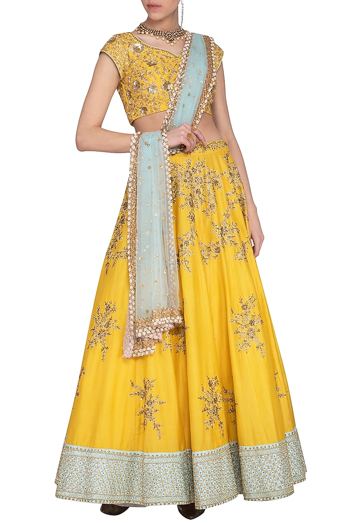 Yellow embroidered Wedding Lehenga set by Megha & Jigar at Pernia's Pop Up Shop